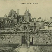 Château de Kerjean - Façade sur la cour